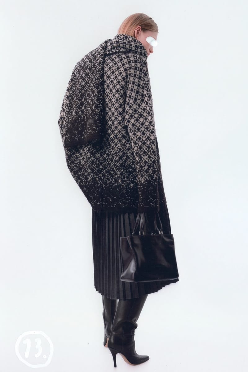 MM6 Maison Margiela 2025年プレフォール MM6 Maison Margiela Pre-Fall 2025 Reworks Formal Structures collection lookbook release info Salomon