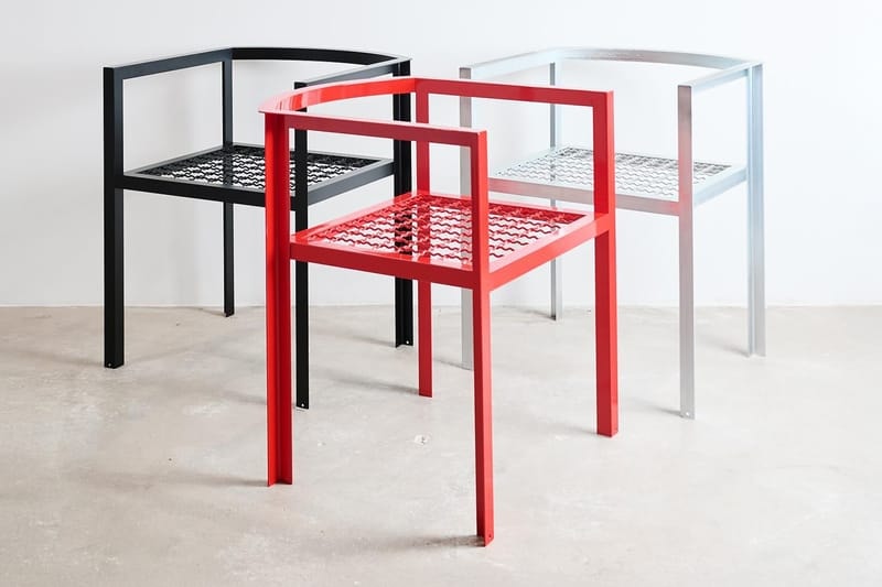 川久保玲のデザインした伝説の COMME des GARÇONS Furniture が復刻