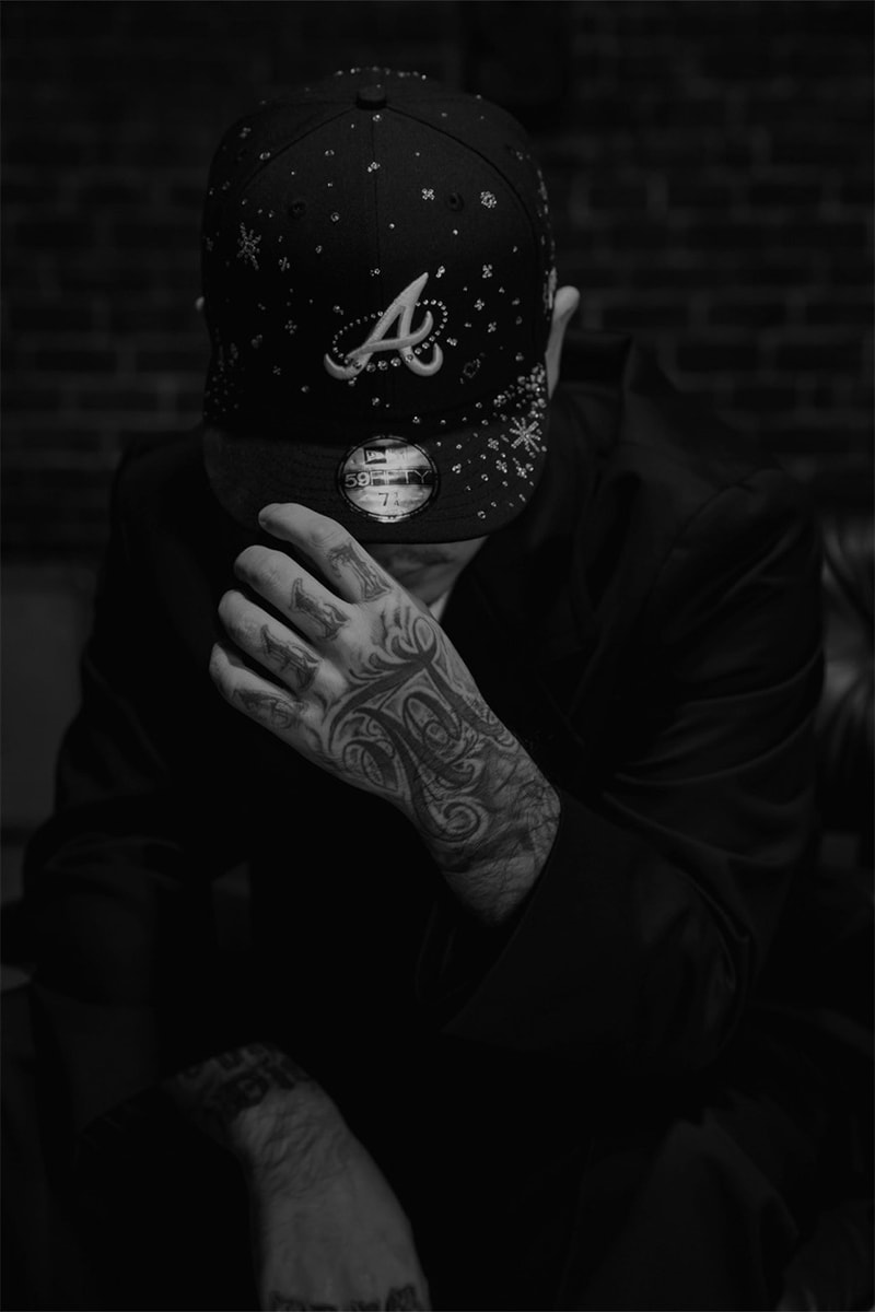 クチュールよりラッパーのワイザーを起用したJewel Capが登場 couture yzerr baseball cap release info