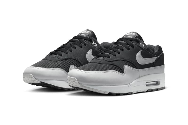 ナイキからモノトーンでまとめ上げたエアマックス1 “オフノワール”が登場 Nike Air Max 1 "Off Noir" Off Noir/White-Black-Vast Grey FZ5808-007 release info swoosh regular everyday shoes air max day