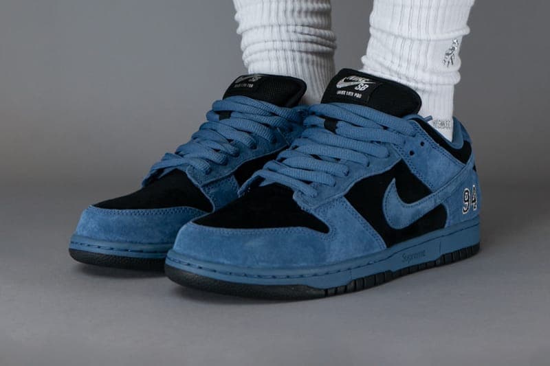 シュプリーム x ナイキ SB ダンク ロー “オーシャン フォグ” のディテールをチェック supreme nike sb skateboarding dunk low ocean fog collaboration official release date info photos price store list buying guide HQ8487 400