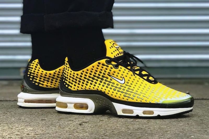 ナイキよりエアマックスプラスVIIヴァーシティメイズが再リリース？ Nike Air Max Plus VII "Varsity Maize" Varsity Maize/White-Black-Metallic Silver Release Info