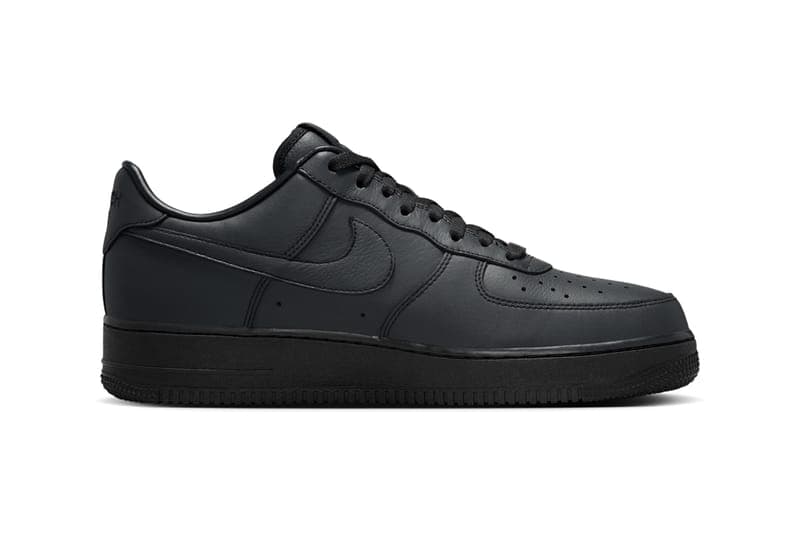 .スウッシュよりナイキ エアフォース1 トリプルブラックが発売 .SWOOSH Nike Air Force 1 Low Triple Black HJ9348-001 release date info store list buying guide photos price