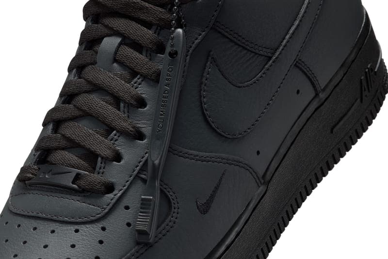 .スウッシュよりナイキ エアフォース1 トリプルブラックが発売 .SWOOSH Nike Air Force 1 Low Triple Black HJ9348-001 release date info store list buying guide photos price