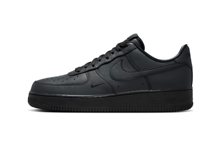 .SWOOSH より Nike Air Force “Triple Black” が発売