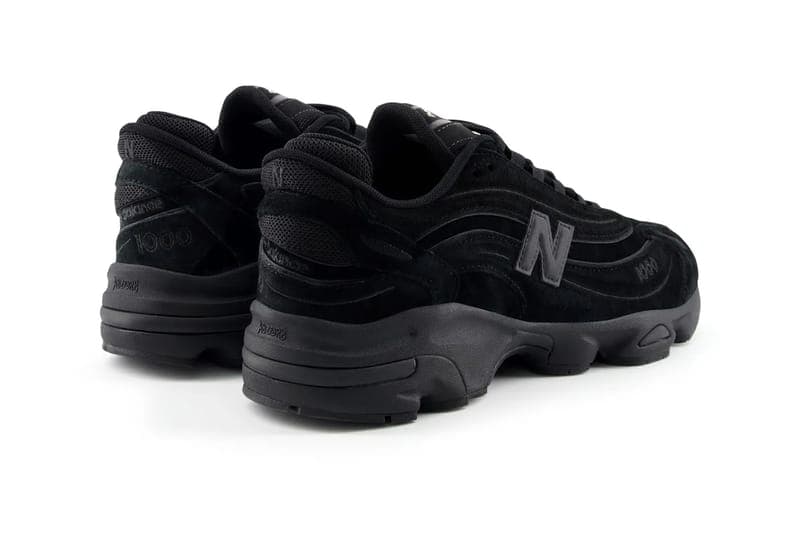 ニューバランス1000からオールブラック仕様の新色 “ブラックキャット”がスタンバイ New Balance 1000 Is as Stealthy as a "Black Cat" jet black suede M1000LA release info nb