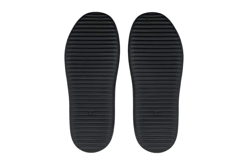 カニエ・ウェストが新型フットウェア YZY SL-01 を発表 Ye Debuts New YZY Slippers Silhouette sl-01 minimalist slprs slipper dubbed sl-01 kanye west yeezy not a collab
