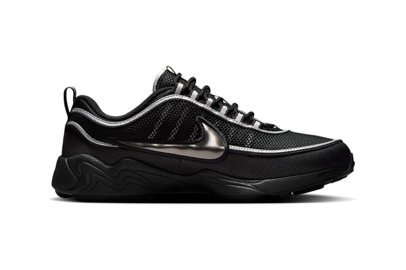 ナイキの名作エアズームスピリドンからメタリックシルバーがアクセントの新色が登場 Nike Air Zoom Spiridon "Black/Metallic Silver” HF9117-002 Release Info