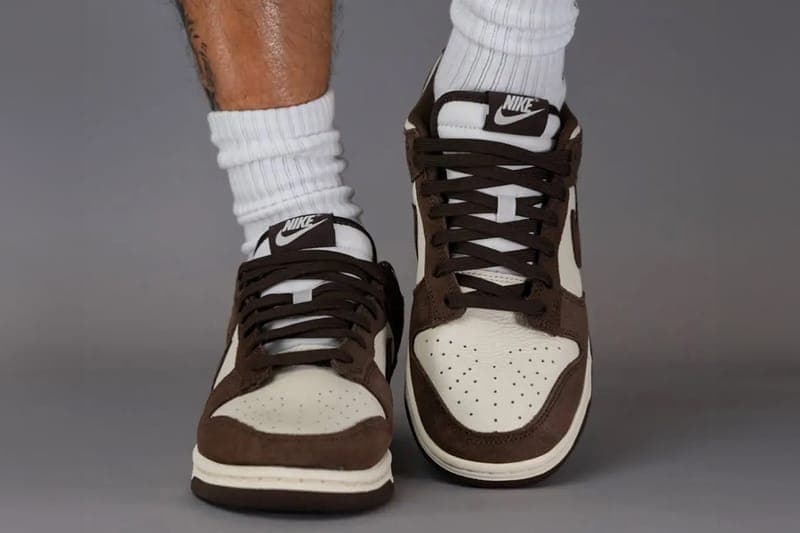 ナイキの定番ダンクローから新色 “スエードモカ”が登場 Nike Dunk Low Suede Mocha White Brown FQ8249-104 Release Info