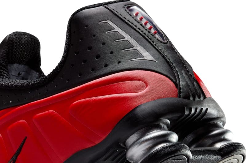 ナイキショックスR4から近未来的なシルエットを強調させた新色 “ブラック/レッド”がスタンバイ Nike Shox R4 “Black/Red” HQ1988-600 Release Info