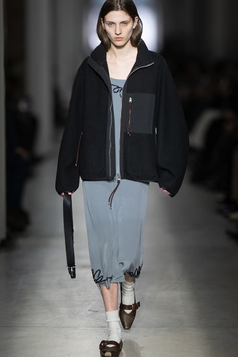 オニツカタイガー 2025年秋冬コレクション onitsuka tiger 2025 autum winter collection runway