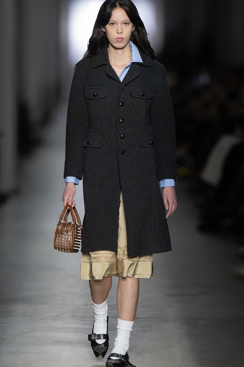 オニツカタイガー 2025年秋冬コレクション onitsuka tiger 2025 autum winter collection runway