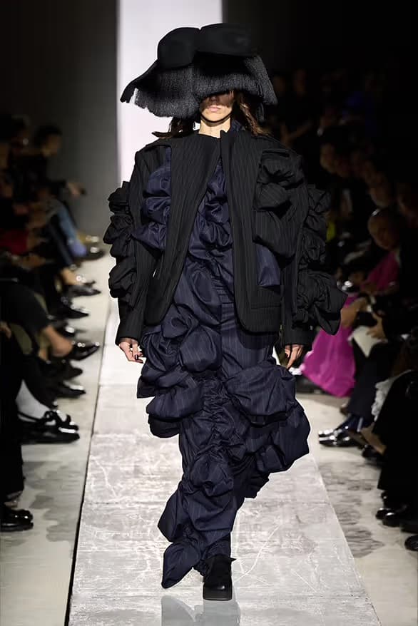 コム デ ギャルソン2025年秋冬コレクション COMME des GARÇONS Presented Sculptural Mastery for FW25