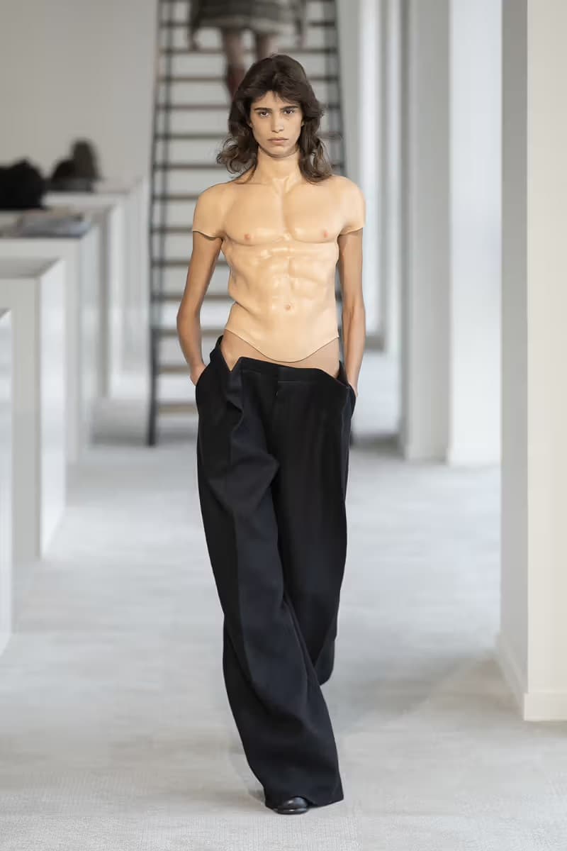 ファッションモデル おっぱい デュラン ランティンク 2025秋冬コレクション | Hypebeast.JP