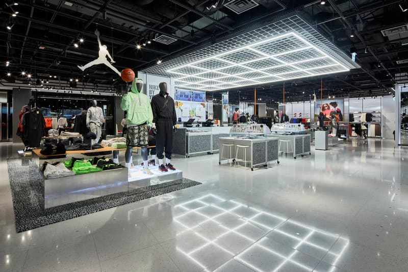ナイキが大阪・梅田に新店舗をオープン nike umeda store open info