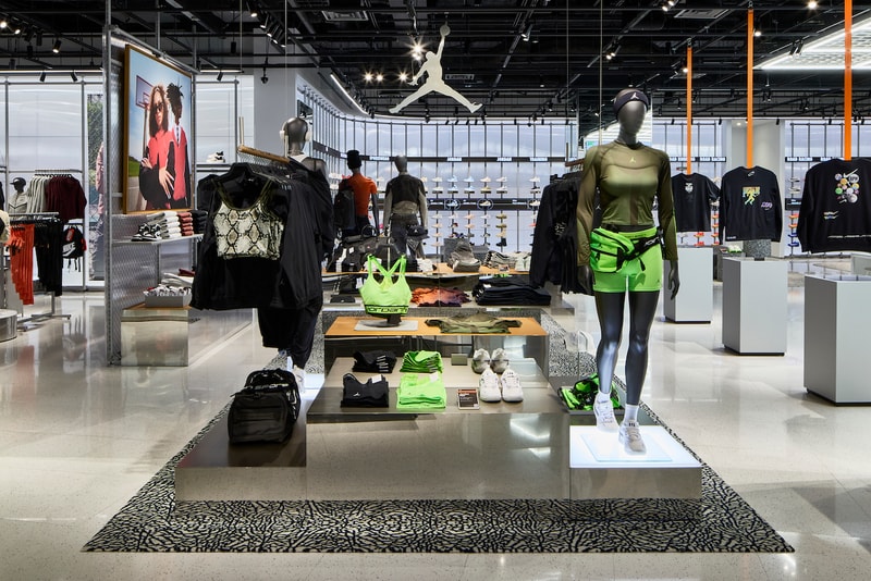 ナイキが大阪・梅田に新店舗をオープン nike umeda store open info