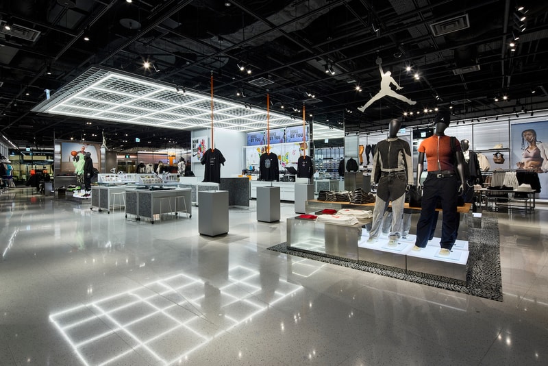 ナイキが大阪・梅田に新店舗をオープン nike umeda store open info