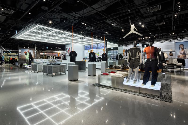 ナイキが大阪・梅田に新店舗をオープン nike umeda store open info