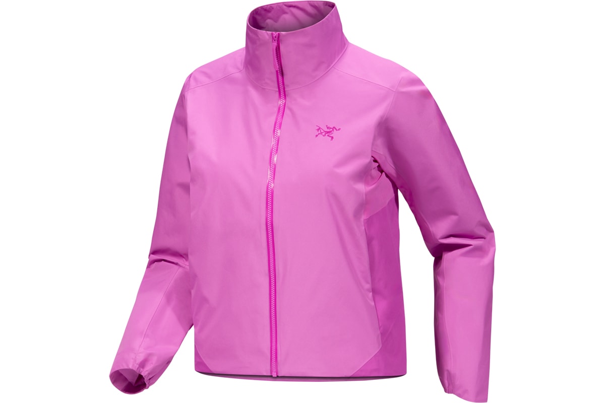 アークテリクスのソラノシリーズをハイブリッド仕様にアップデート arcteryx solano hoody solano jacket release info