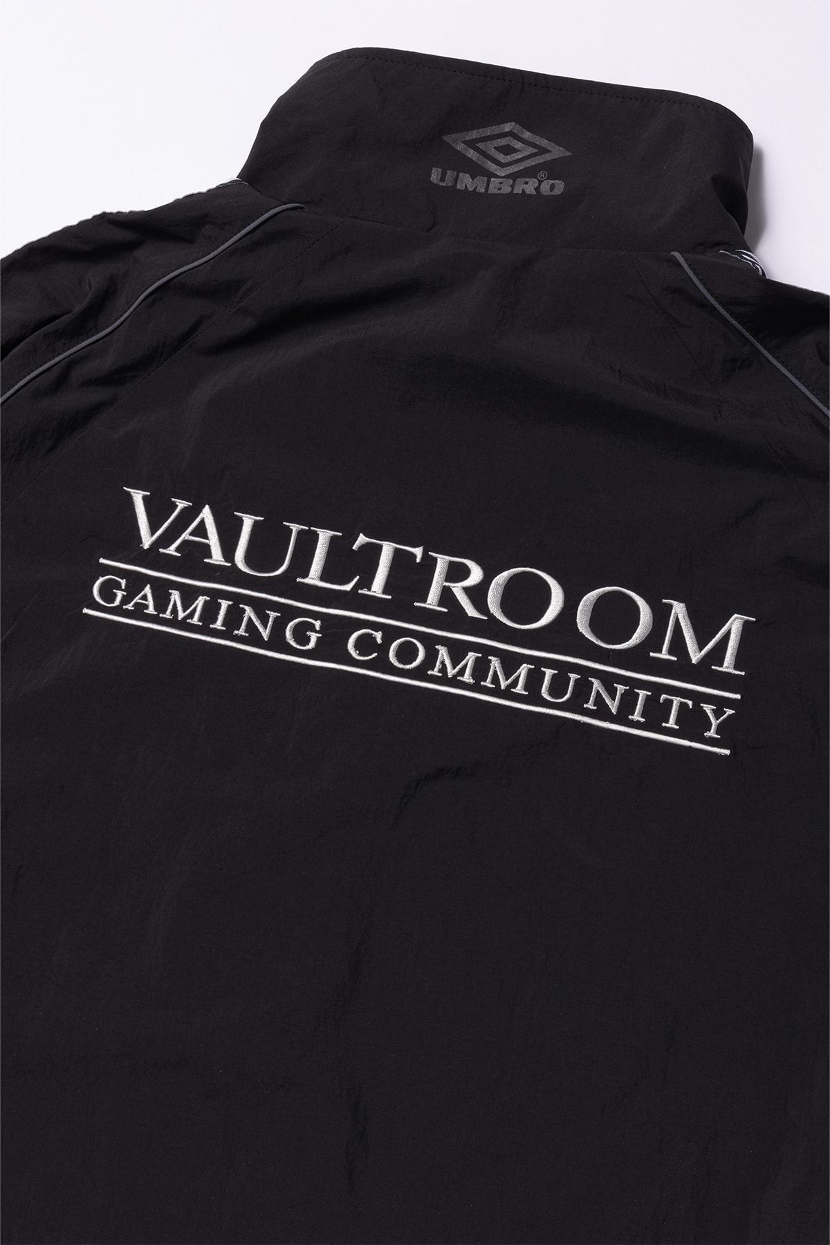 ゲーミングコミュニティ ボルトルームがアンブロ コラボアイテムを発表 vaultroom UMBRO collaboration items release info