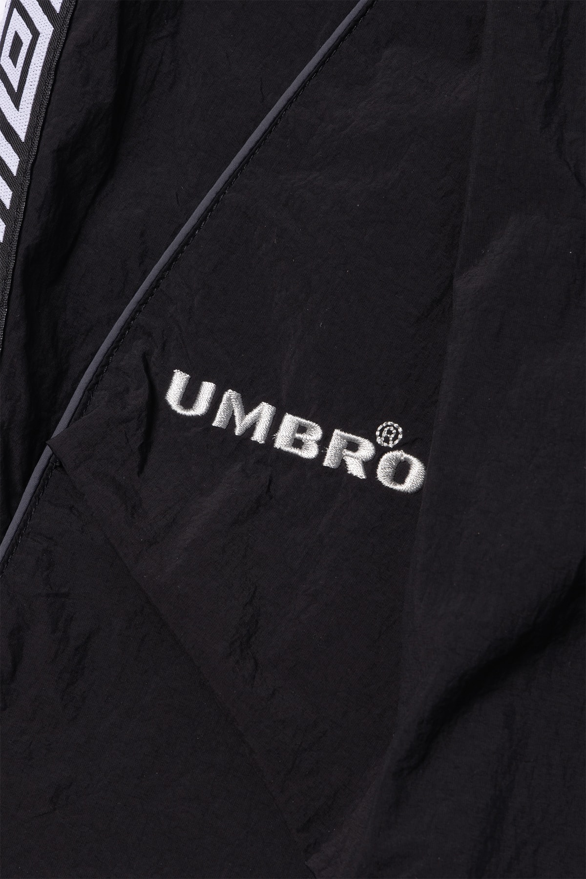 ゲーミングコミュニティ ボルトルームがアンブロ コラボアイテムを発表 vaultroom UMBRO collaboration items release info