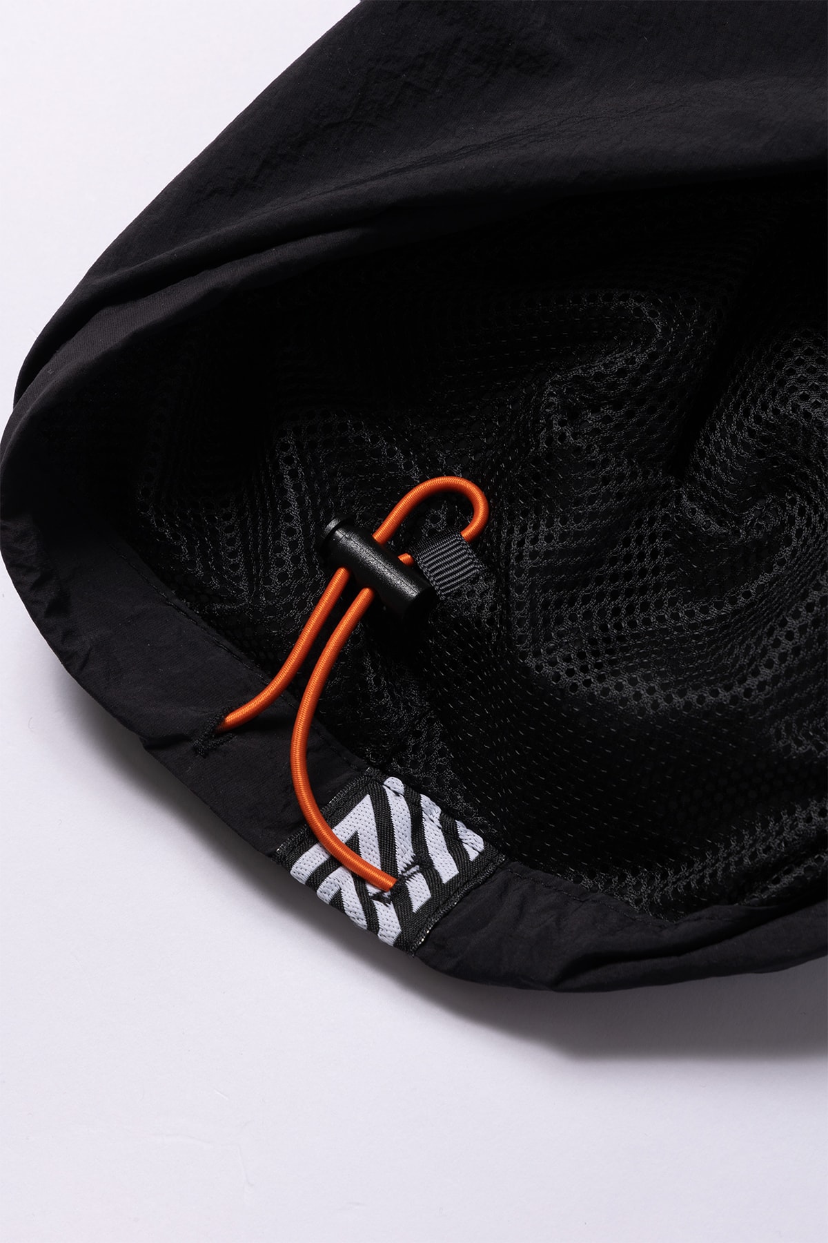 ゲーミングコミュニティ ボルトルームがアンブロ コラボアイテムを発表 vaultroom UMBRO collaboration items release info