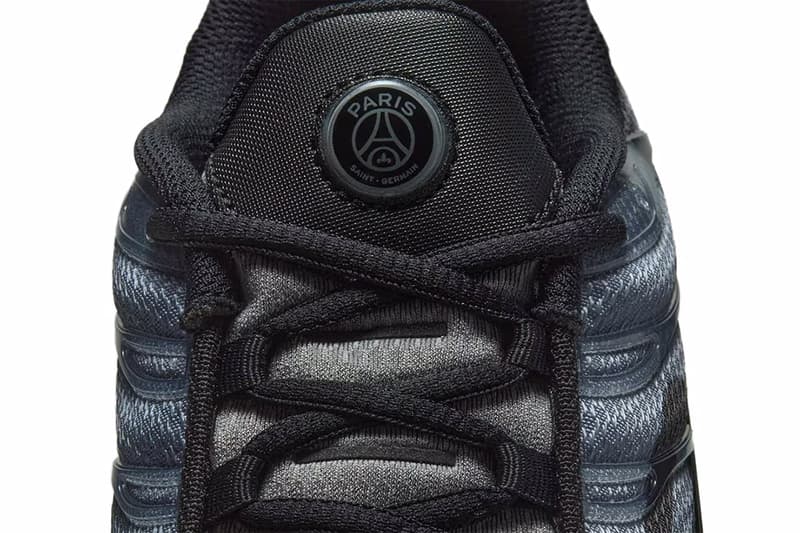 PSG x ナイキからダークトーン で統一した新作 エアマックス プラスが登場 PSG x Nike Air Max Plus release info Paris Saint-Germain