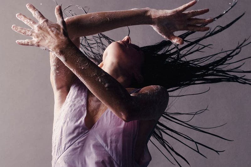 イソップがブランド初となるクリームタイプのボディクレンザーを発売 Aēsop Eleos Nourishing Body Cleanser Release Info 