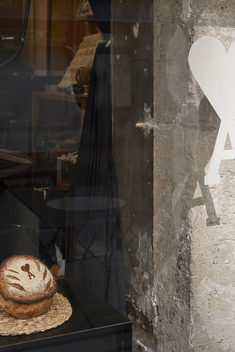 アミがマレ地区の精神と暮らしを祝福したコミュニティイベントを開催 AMI CELEBRATES THE SPIRIT AND LIFE OF THE MARAIS