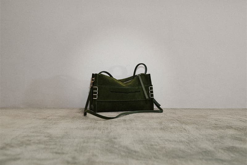 JW アンダーソンのローファーバッグに2025年春夏シーズンの新色が登場 jw anderson 2025 spring summer loafer bag new color release info