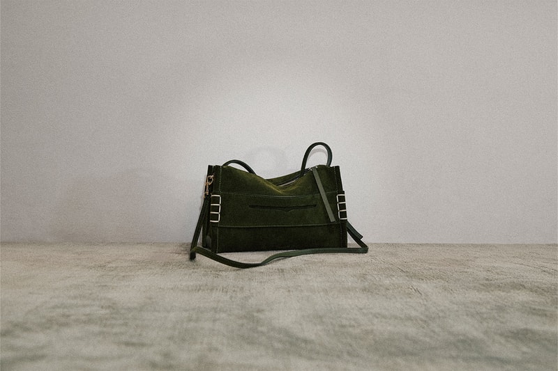 JW アンダーソンのローファーバッグに2025年春夏シーズンの新色が登場 jw anderson 2025 spring summer loafer bag new color release info