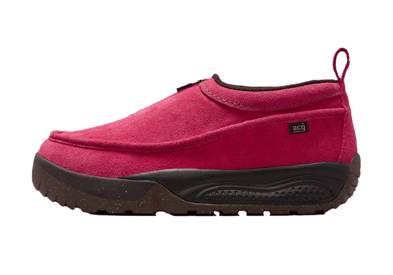 Nike ACG Izy にビビッドな新色 “Rush Pink” がスタンバイ