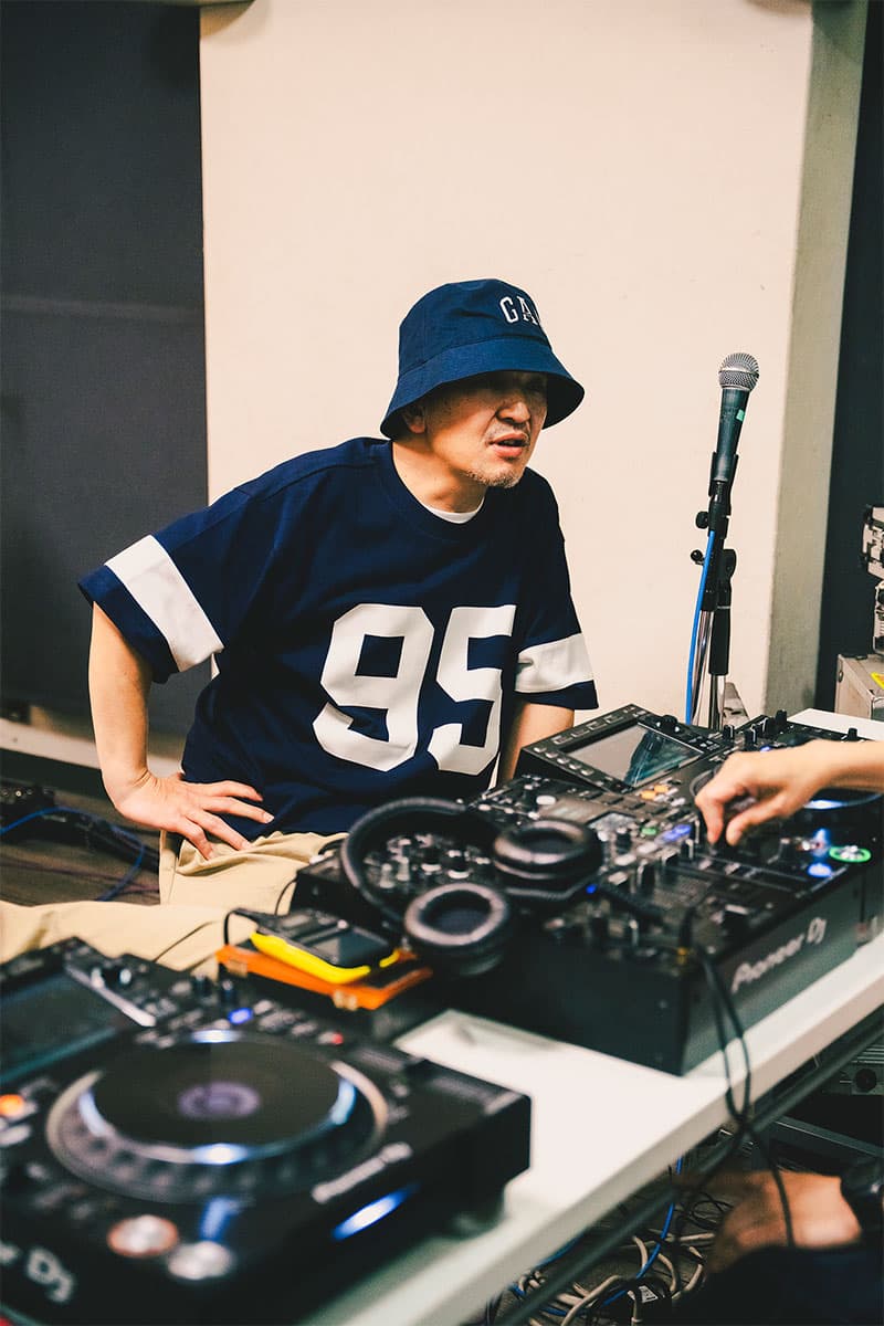 GAP が日本上陸30周年を記念した限定オリジナルTシャツを発売 gap 30aniversaly original t shirts release info スチャダラパー