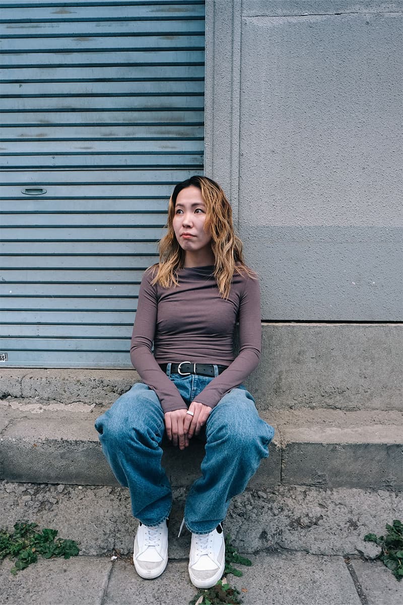 新星ウィメンズブランド コーメのディレクターを務めるイトウカホ にフィーチャー | On The Rise coome kaho ito on the rise interviews