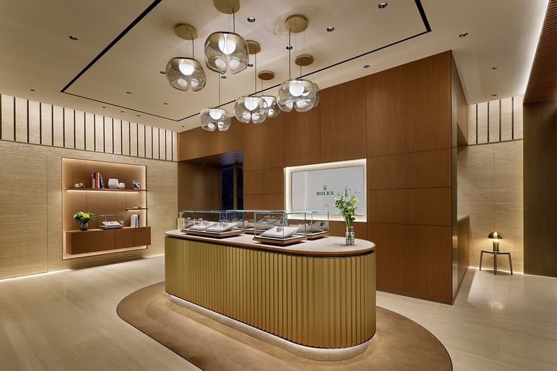 ロレックス 西日本最大級のフラッグシップ・ブティックが大阪・梅田にオープン rolex boutique hiltonplaza osaka open info