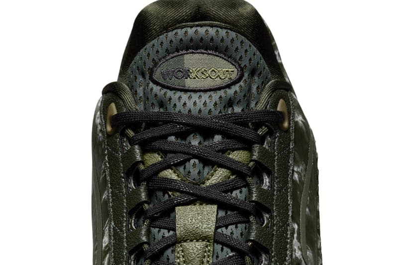 ワークスアウトxナイキ エアマックス95のユニフォームおよびトリプルブラックが発売 WORKSOUT x Nike Air Max 95 "Uniform" collaboration release info 3000 pairs limited edition seoul south korea