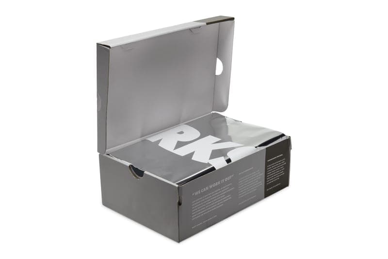 ワークスアウトxナイキ エアマックス95のユニフォームおよびトリプルブラックが発売 WORKSOUT x Nike Air Max 95 "Uniform" collaboration release info 3000 pairs limited edition seoul south korea