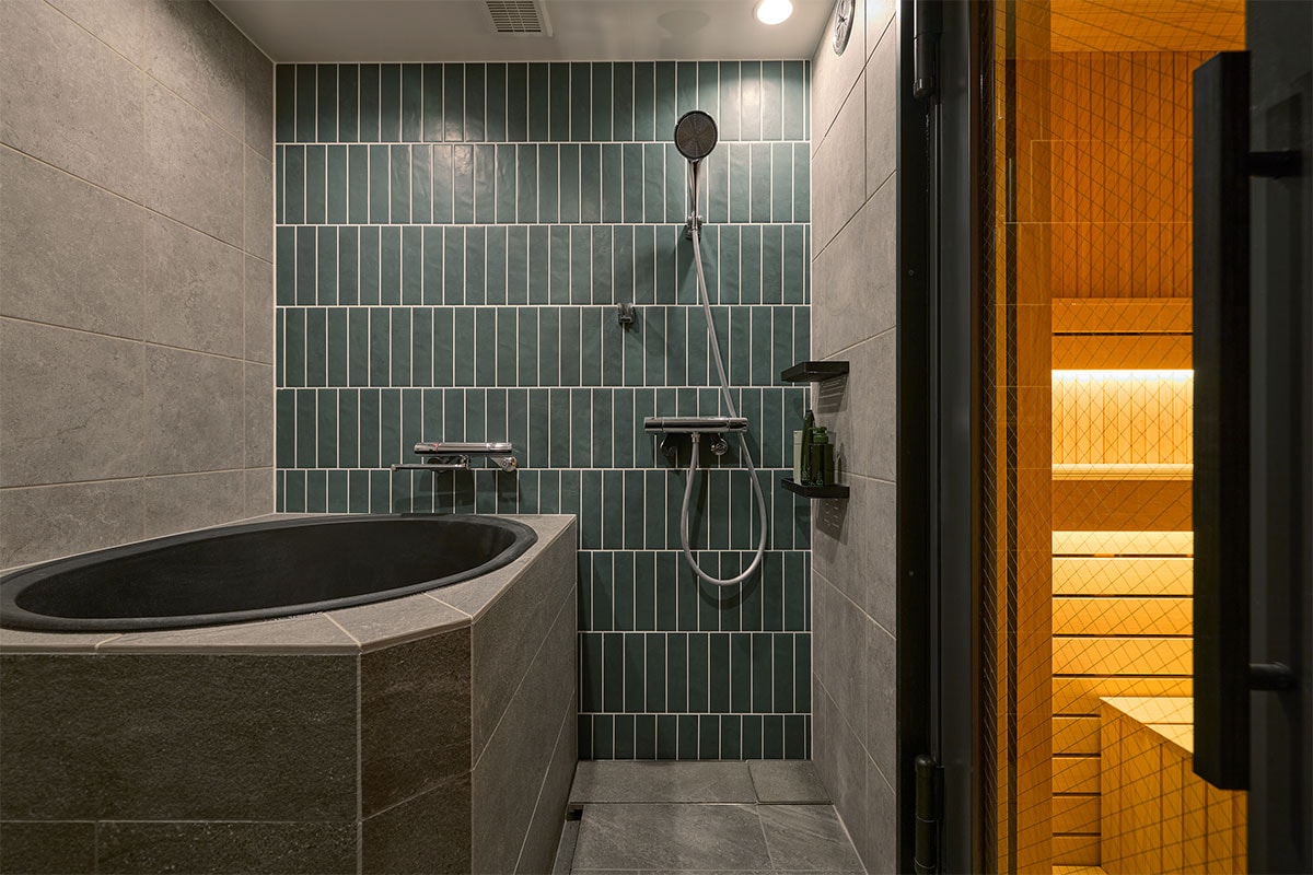 ムラマサがベース レイヤー ホテルプレオープニングパーティーに出演 mura masa base layer hotel pre open party