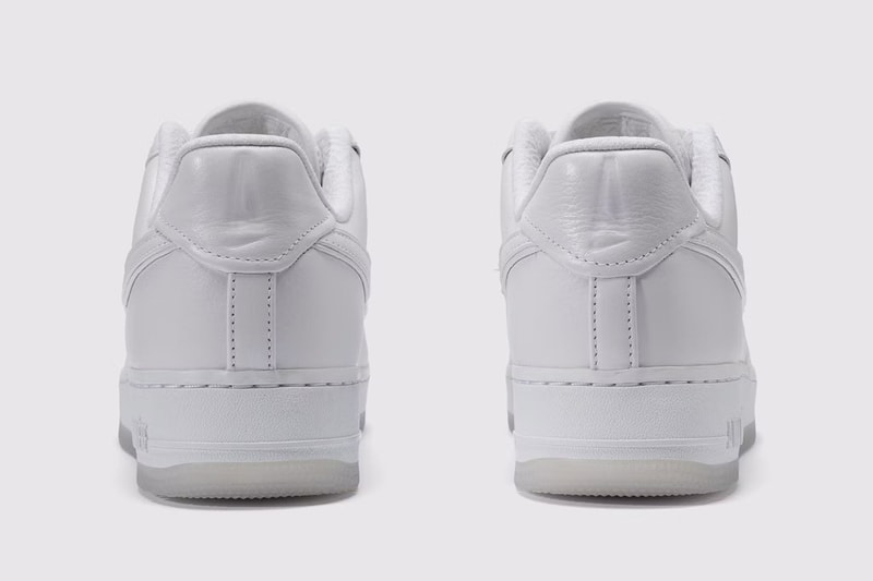 アマ マニエール x ナイキの最新作 エアフォース 1 ロー & エア マックス 95 が発売 A Ma Maniére x NIKE Air Force 1 Low “White on White” & Air Max 95 “Diffused Taupe/Phantom”