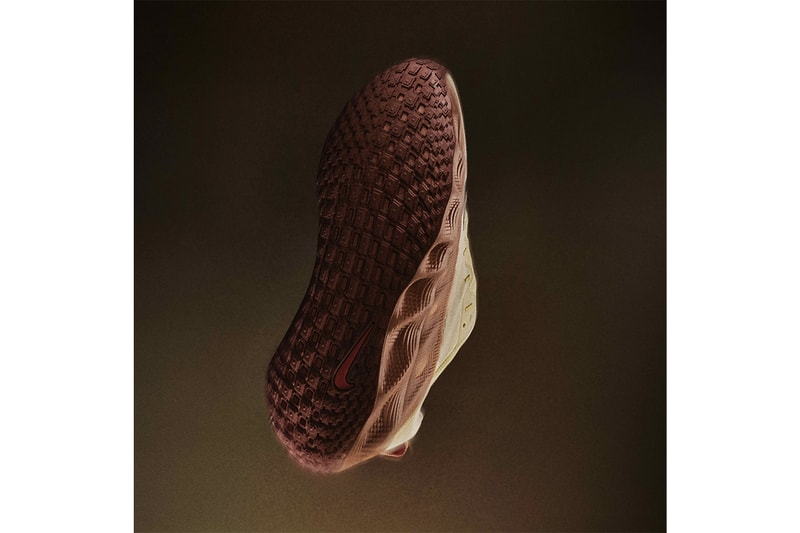 ナイキからフットウェア・テクノロジーの未来を体現する新作 エイバ ローバーがデビュー Nike Ava Rover Fossil Clay & Black Muslin Launch info