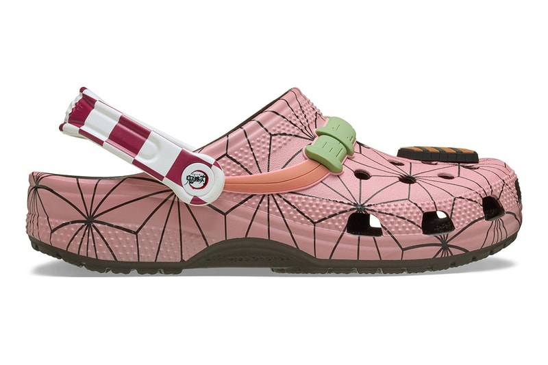 『鬼滅の刃』xクロックスによるコラボサンダルが登場 kimetsu no yaiba crocs sandal release info