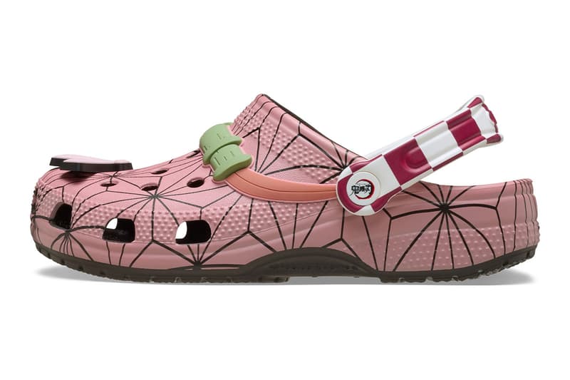 『鬼滅の刃』xクロックスによるコラボサンダルが登場 kimetsu no yaiba crocs sandal release info