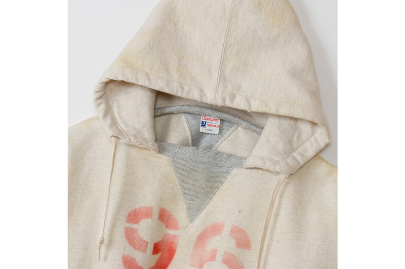 Champion が50年代“後付けパーカ”をガチで復刻　チャンピオン　　sweatparka