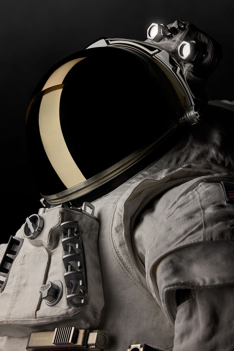 オークリーがナサ月面探査計画のための次世代バイザーシステムを開発することを発表 oakley axiom space axemu artemis 3 partnership news