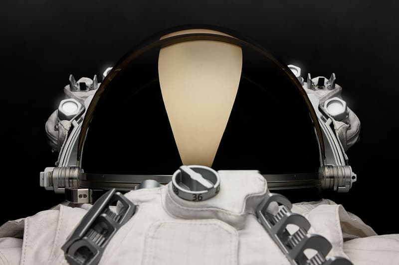 オークリーがナサ月面探査計画のための次世代バイザーシステムを開発することを発表 oakley axiom space axemu artemis 3 partnership news