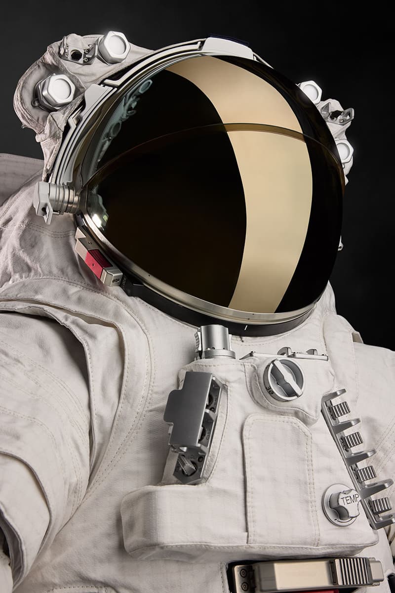 オークリーがナサ月面探査計画のための次世代バイザーシステムを開発することを発表 oakley axiom space axemu artemis 3 partnership news