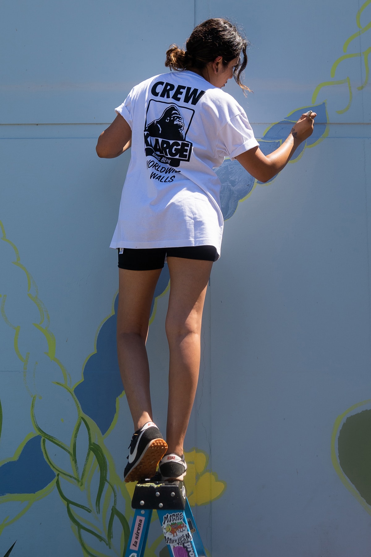 エクストララージが LA 発アートフェス ロングビーチ ウォールズ 2025 をサポート XLARGE Long Beach Walls 2025 Tee release info