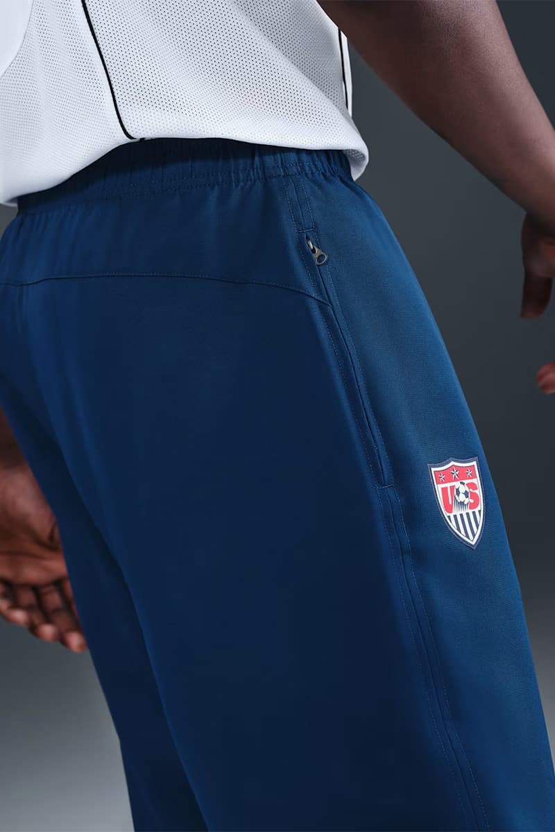 ナイキが Total 90 ユニフォームコレクションを発売 nike 2004 total 90 uniform collection release info