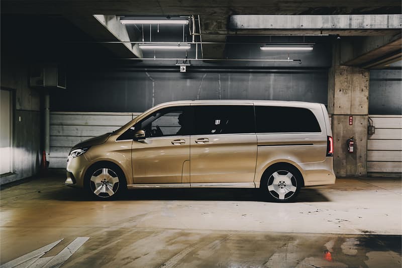 Vクラスは走る漫画喫茶になり得る──メルセデス・ベンツ V 220 d EXCLUSIVE long Platinum Suite をチェック　