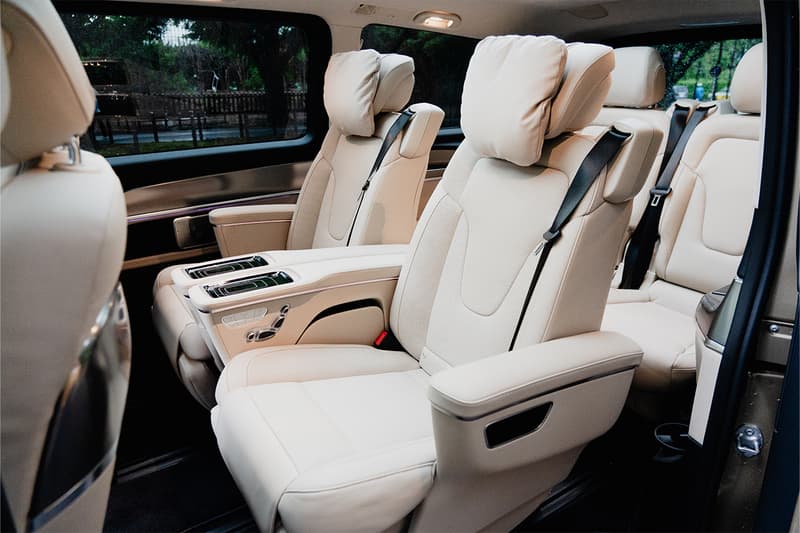 Vクラスは走る漫画喫茶になり得る──メルセデス・ベンツ V 220 d EXCLUSIVE long Platinum Suite をチェック　